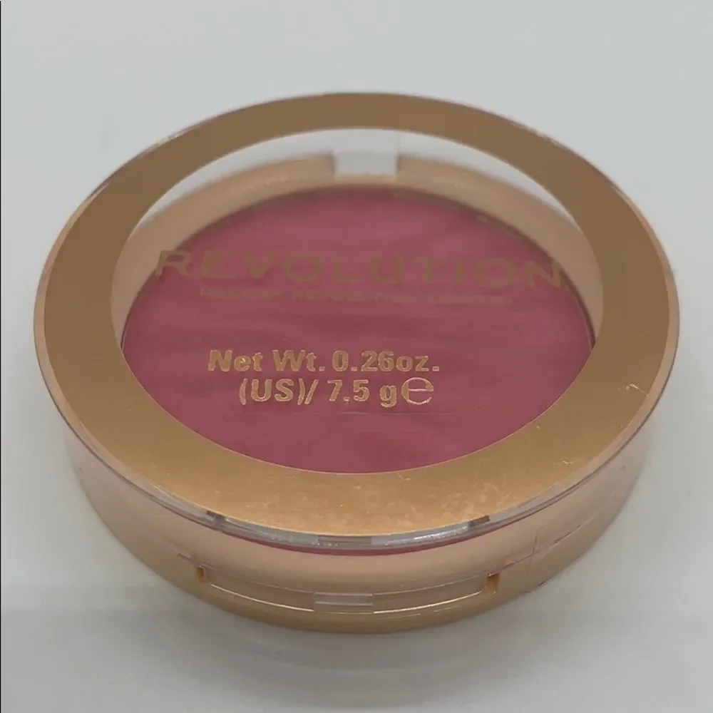 NWT Revolution Blush in Pink Lady